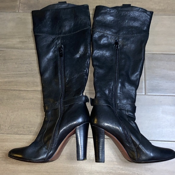 Charles Davis Black Leather Knee-High Boots Gold Harness hardware - Picture 2 of 8